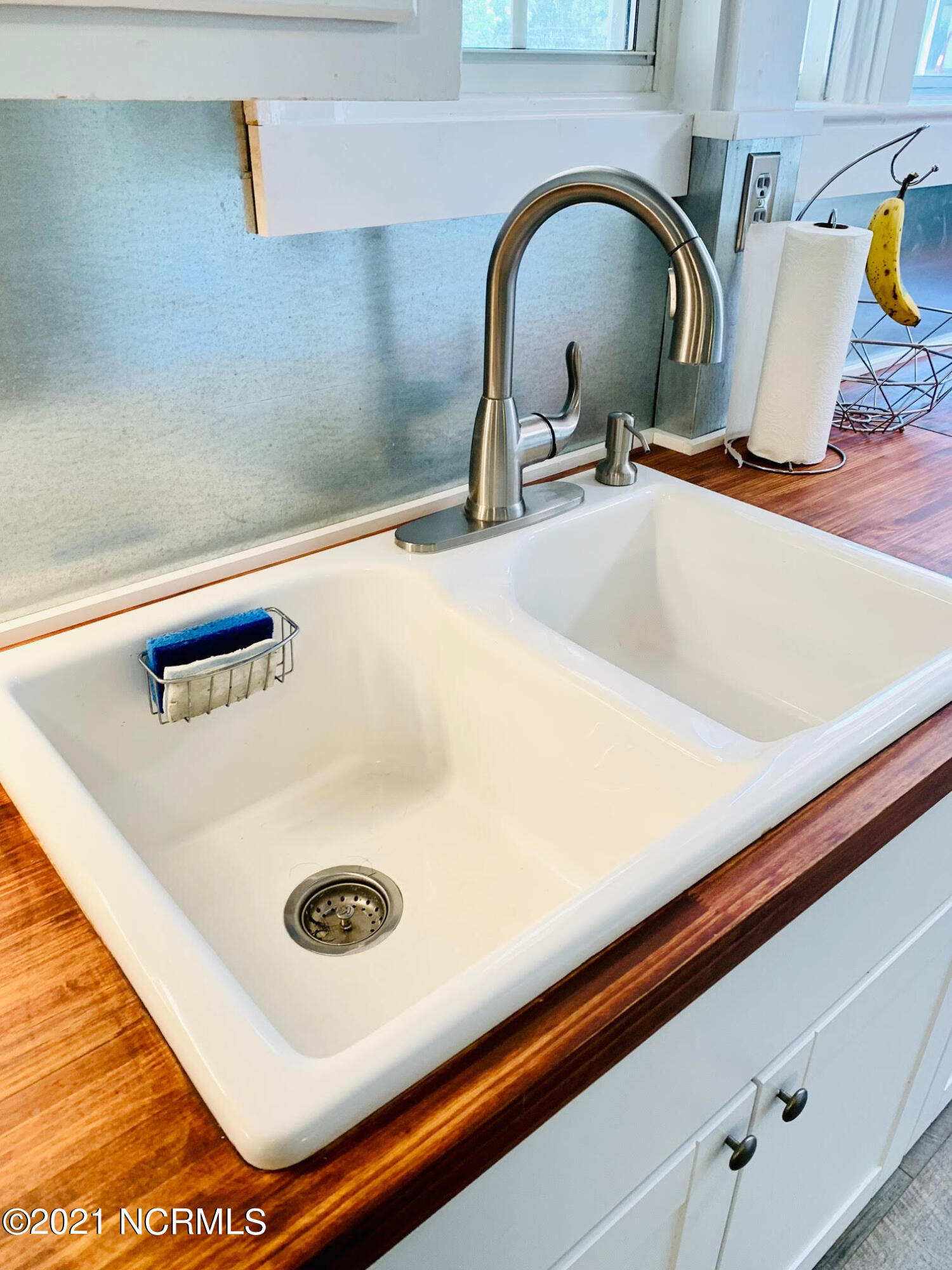 306 Golf Road Plymouth, NC 27962 - Photo 18 of 71 Sink