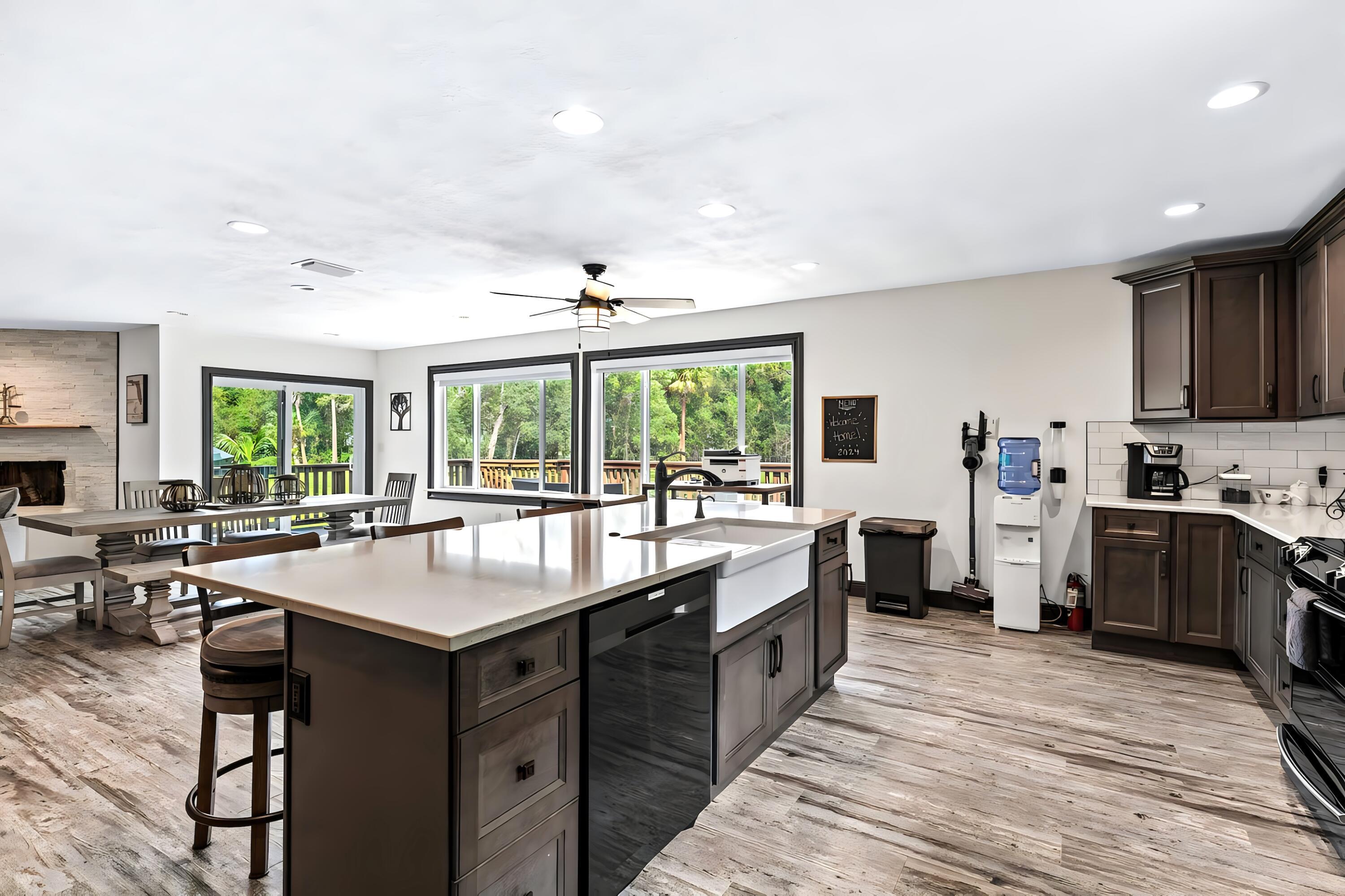 12151 Old Indiantown Road Jupiter, FL 33478 - Photo 26 of 85 Kitchen into Dining