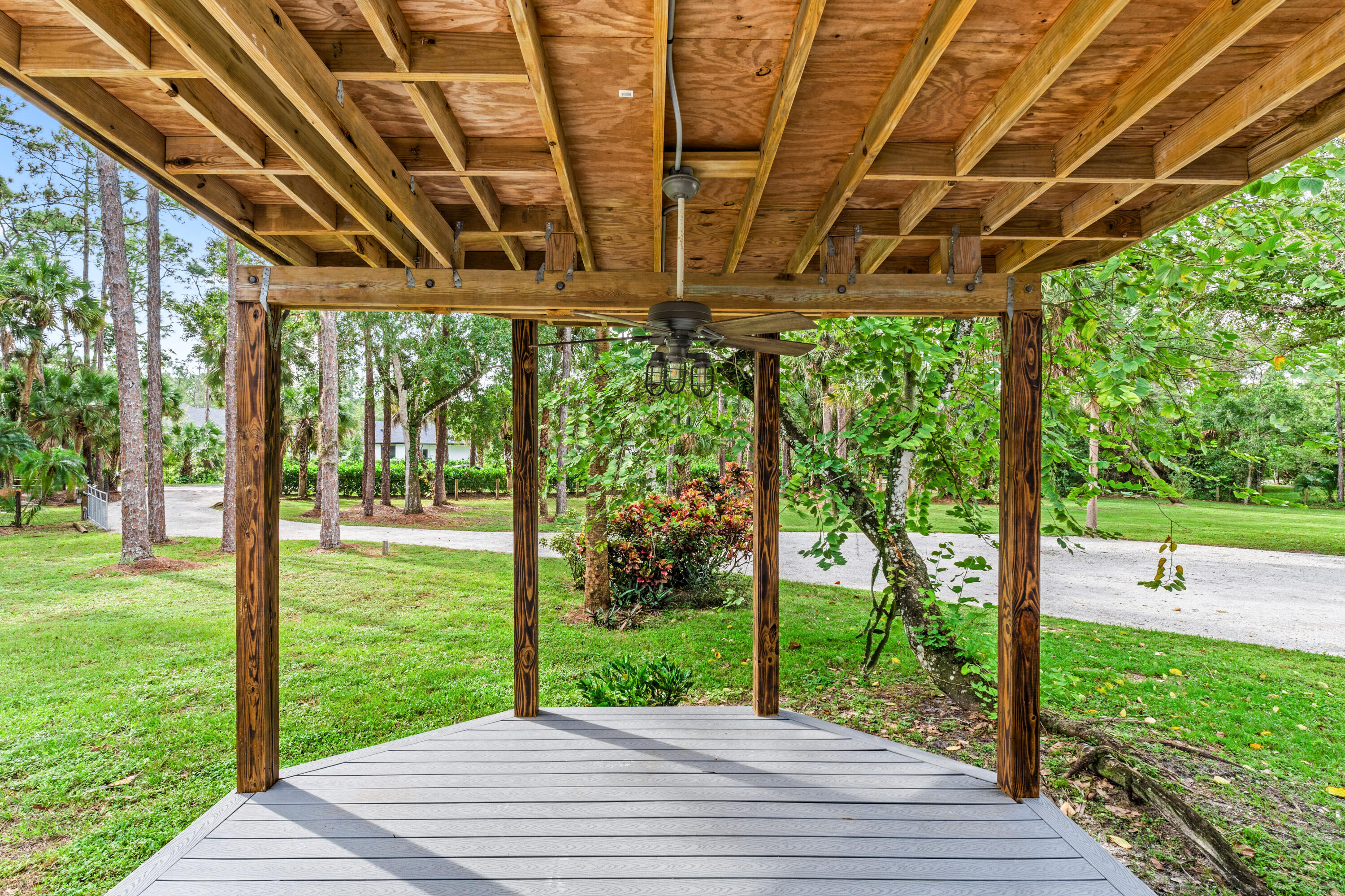 12151 Old Indiantown Road Jupiter, FL 33478 - Photo 10 of 85 008-12151OldIndiantownRoad-Jupiter-FL-33