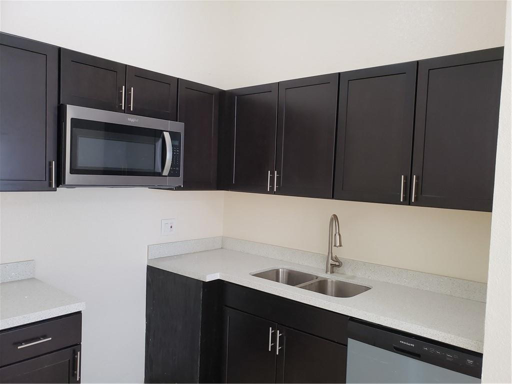 11219 Model Circle East Boca Raton, FL 33428 - Photo 5 of 13 Photo 5