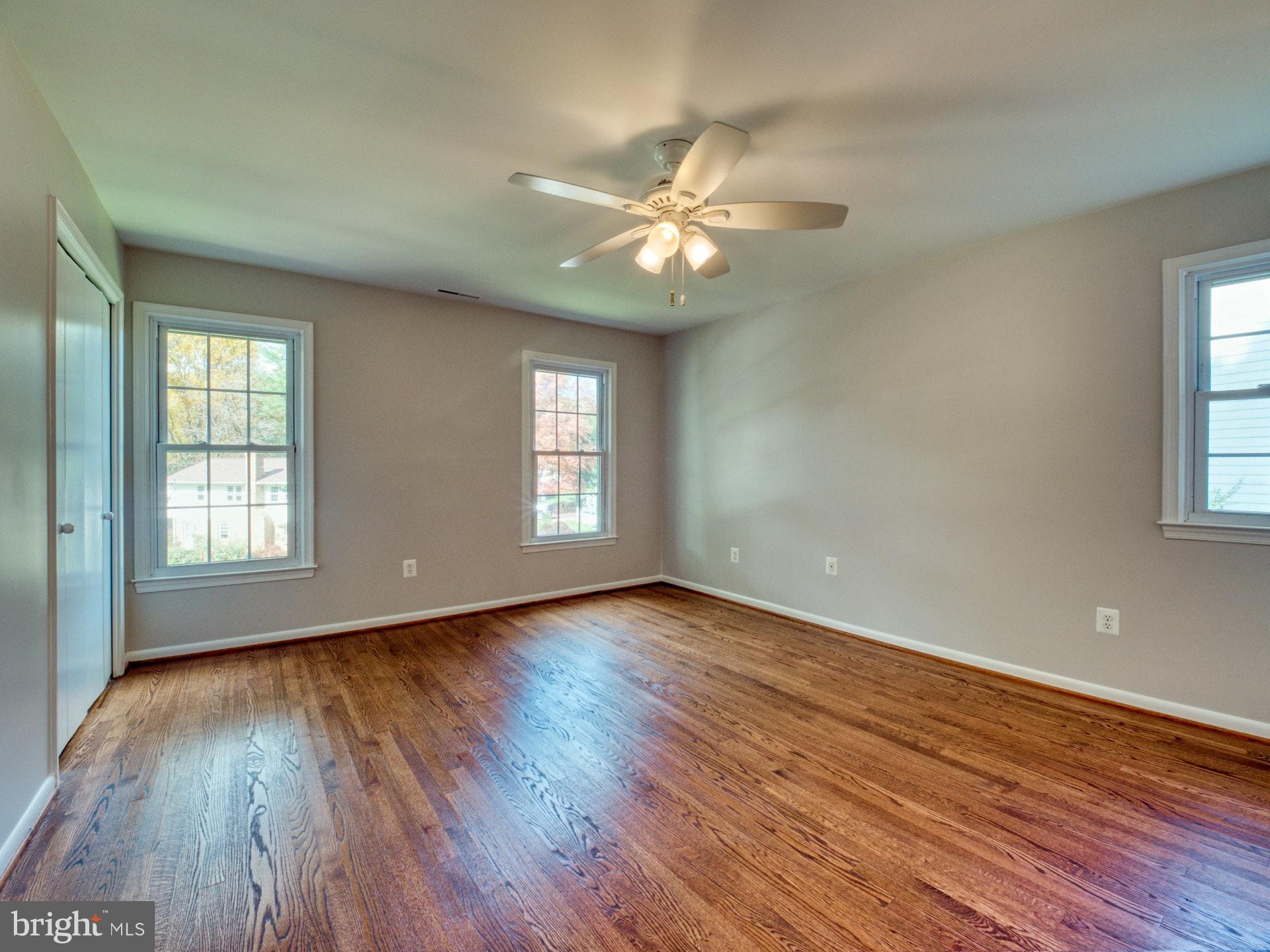 9705 Rhapsody Drive Vienna, VA 22181 - Photo 13 of 28 MASTERBEDROOM