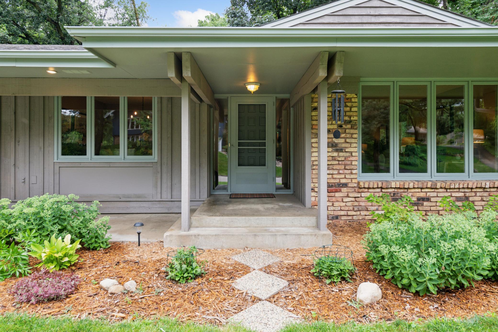 4734 Westgate Road Minnetonka, MN 55345 - Photo 2 of 49 Gallery Image 2