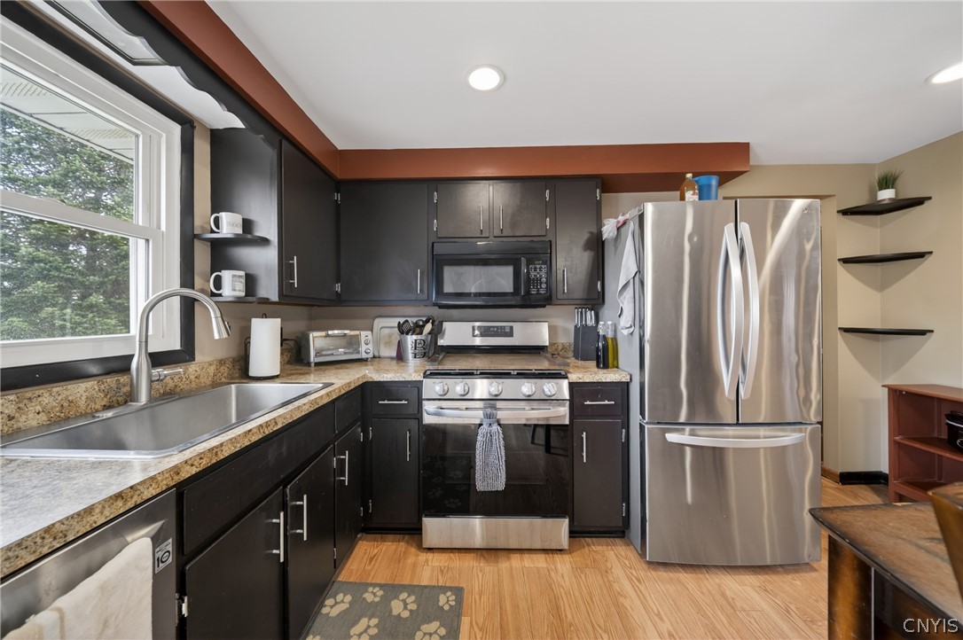 371 Beach Road Geddes, NY 13209 - Photo 13 of 50