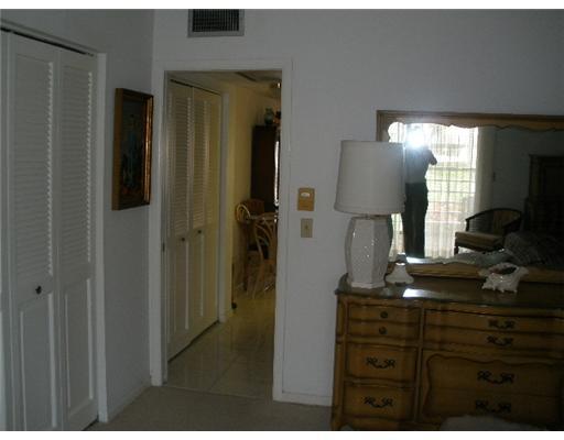 2010 Newcastle A, Unit 2010 Boca Raton, FL 33434 - Photo 7 of 8 Additional Photo
