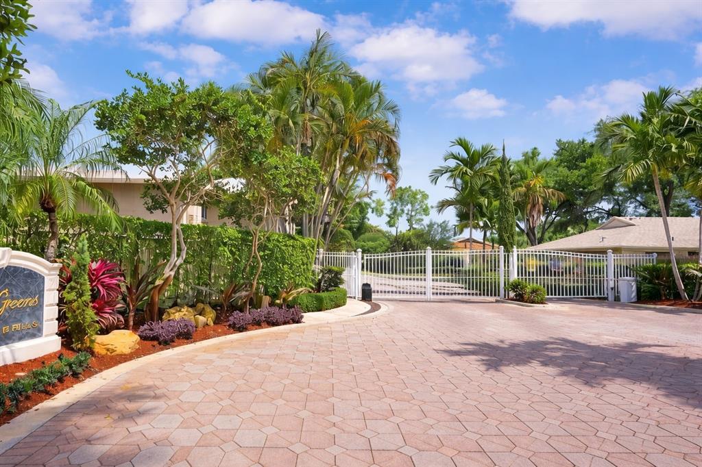 126 Laurel Road Hollywood, FL 33021 - Photo 16 of 16 a view of a house with a patio