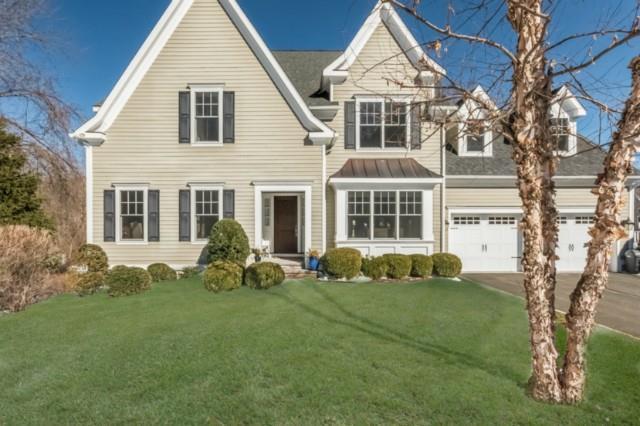 631 Long Ridge Road, Unit 34 Stamford, CT 06902 - Photo 1 of 1 a front view of a house with a yard