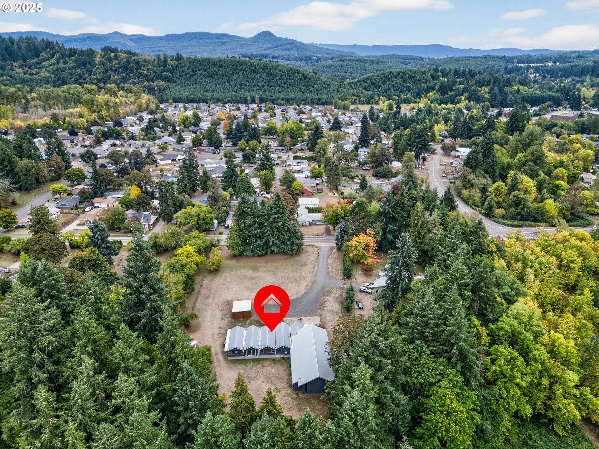 2590 Long Street Sweet Home, OR 97386 - Photo 12 of 48 a view of a city