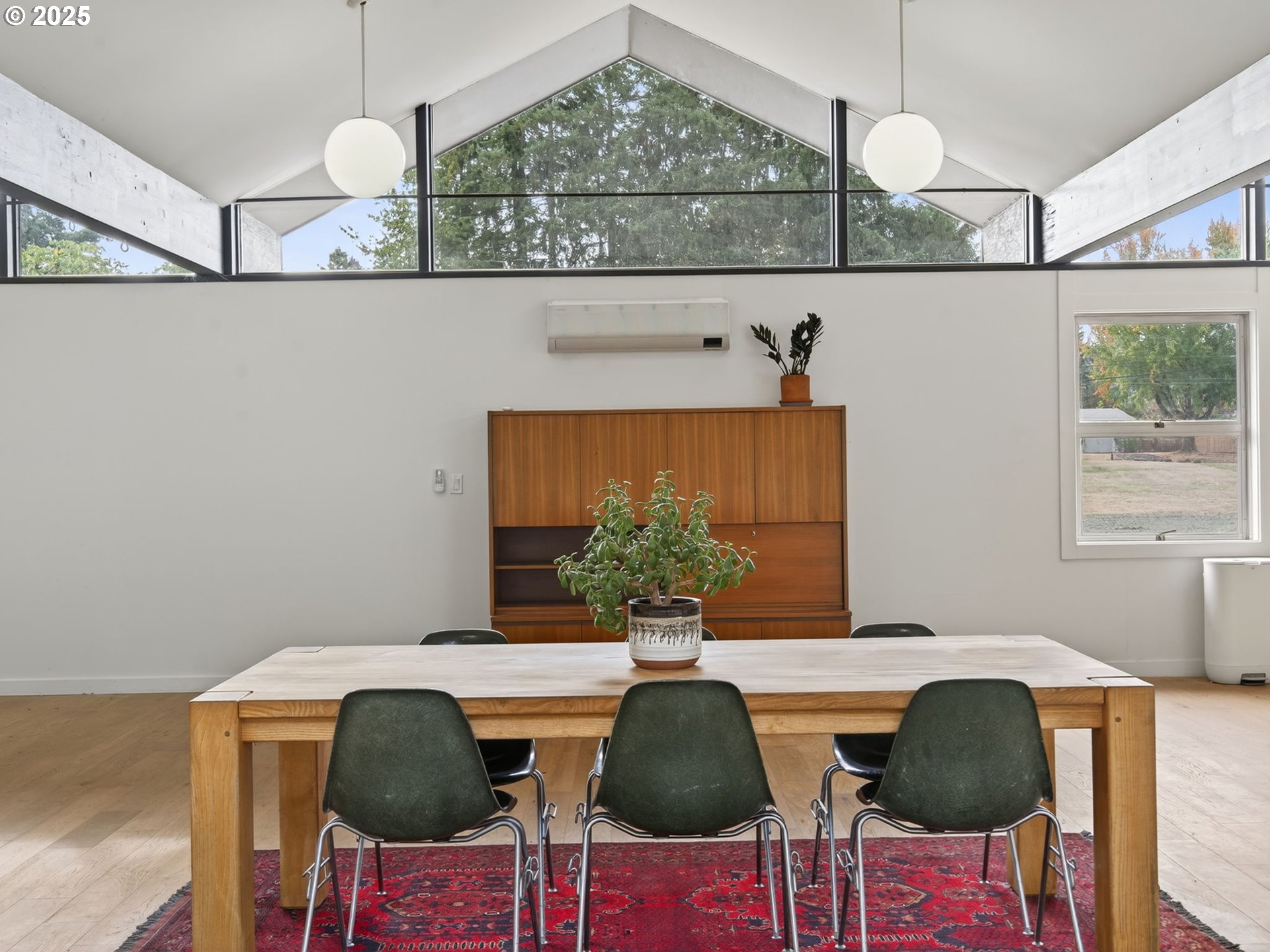 2590 Long Street Sweet Home, OR 97386 - Photo 41 of 48 a view of a dining room with furniture and window