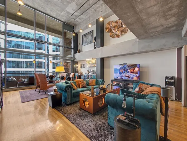 $5,250 | 1999 McKinney Avenue, Unit 1204, Dallas, TX 75201