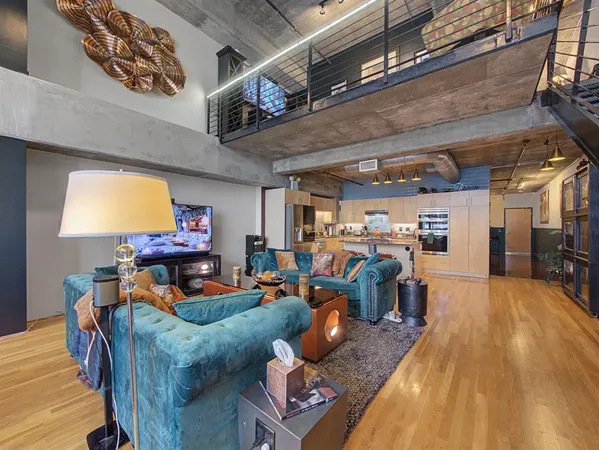 $5,250 | 1999 McKinney Avenue, Unit 1204, Dallas, TX 75201