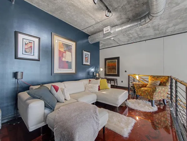 $5,250 | 1999 McKinney Avenue, Unit 1204, Dallas, TX 75201