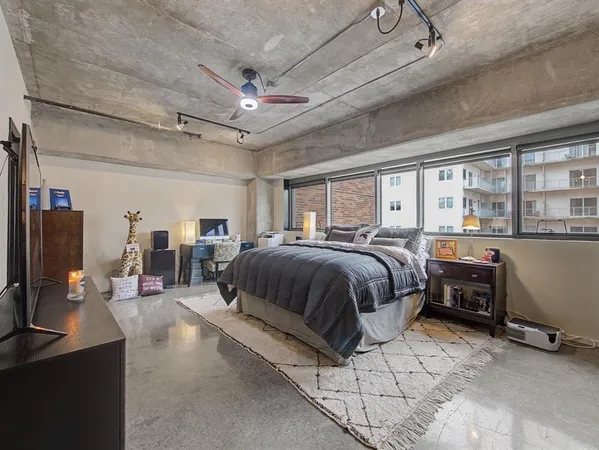 $5,250 | 1999 McKinney Avenue, Unit 1204, Dallas, TX 75201