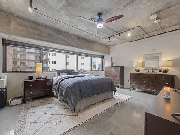 $5,250 | 1999 McKinney Avenue, Unit 1204, Dallas, TX 75201