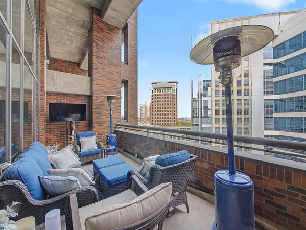 $5,250 | 1999 McKinney Avenue, Unit 1204, Dallas, TX 75201