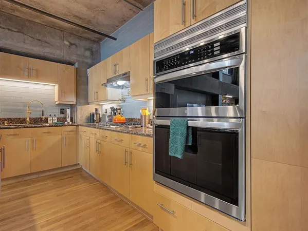 $5,250 | 1999 McKinney Avenue, Unit 1204, Dallas, TX 75201