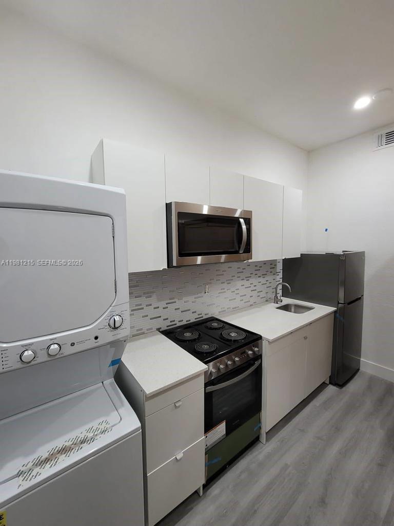 734 Southwest 4th Street, Unit 6 Miami, FL 33130 - Photo 4 of 10