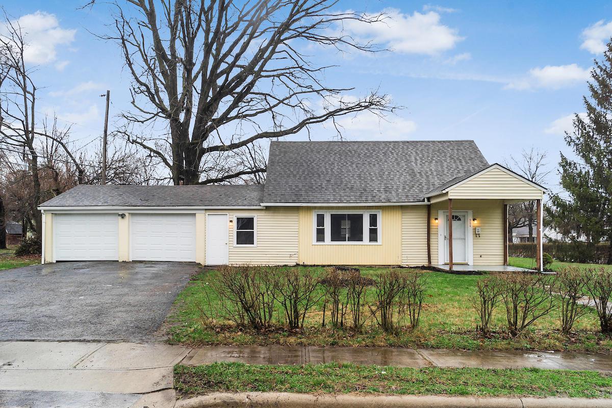 984 Exeter Road Columbus, OH 43213 - Photo 1 of 18