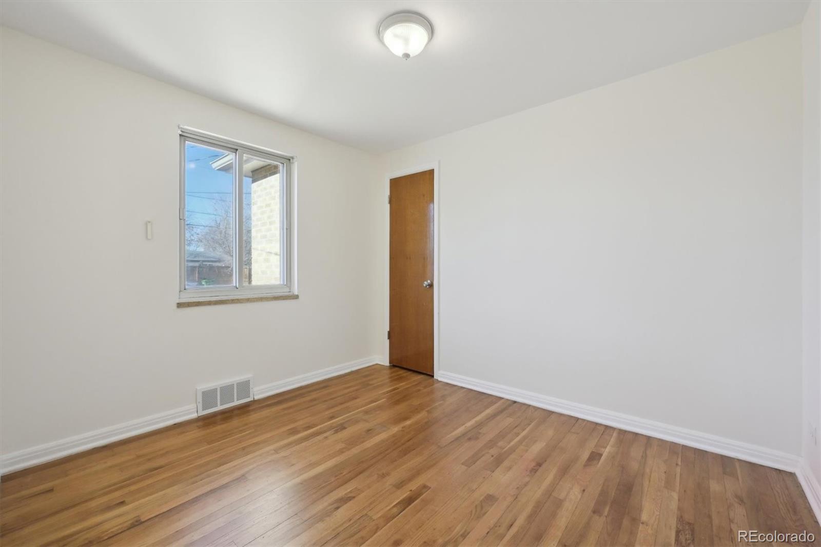 2905 Olive Street Denver, CO 80207 - Photo 19 of 27