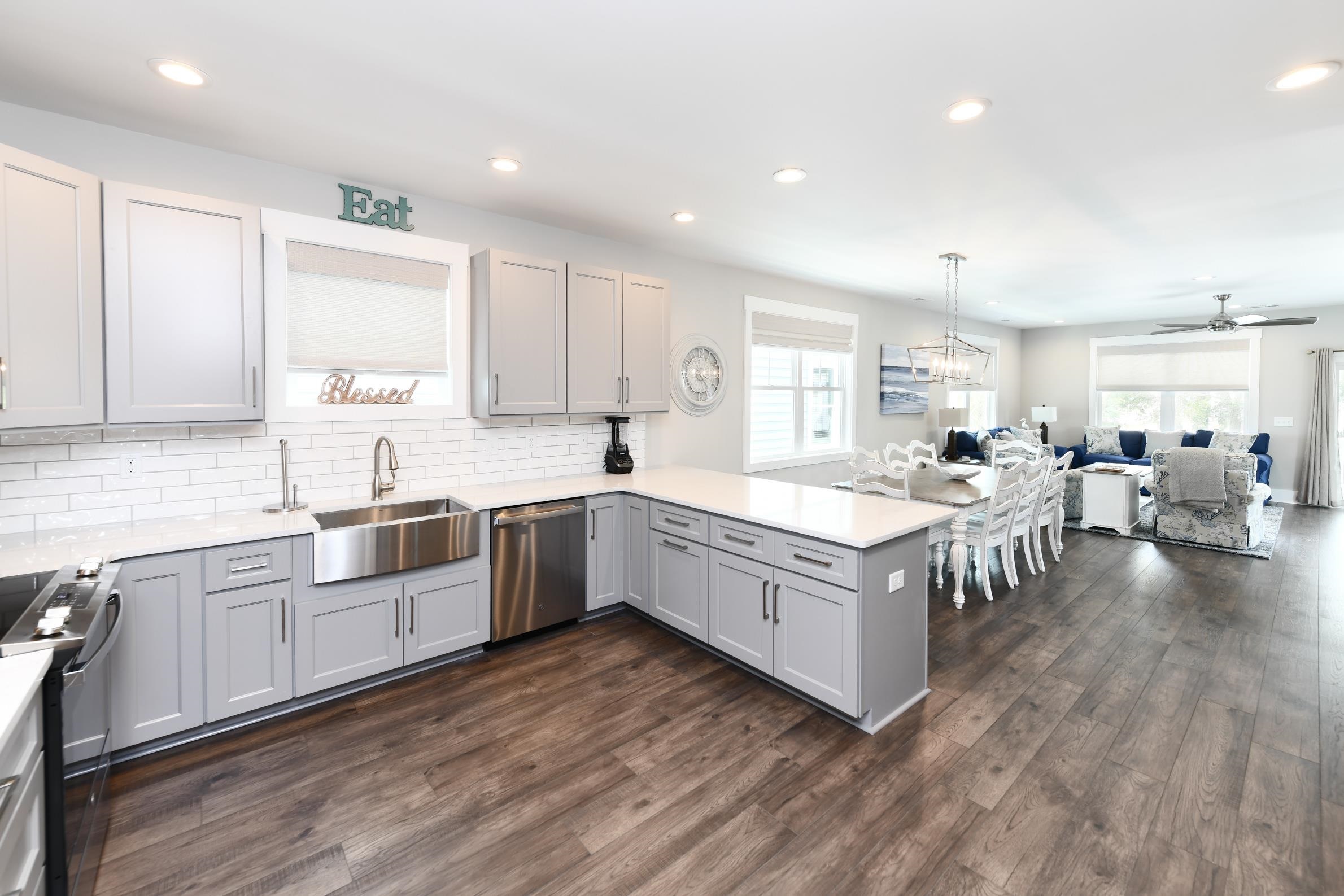 113 B 11th Avenue South Surfside Beach, SC 29575 - Photo 4 of 35