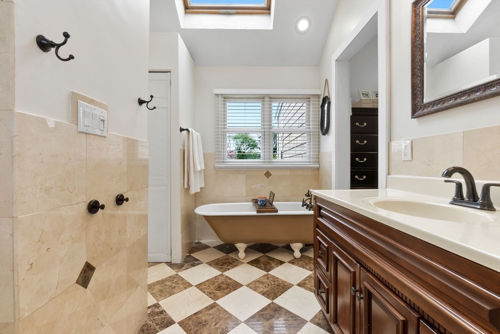 17 Stafford Road Danvers, MA 01923 - Photo 21 of 42