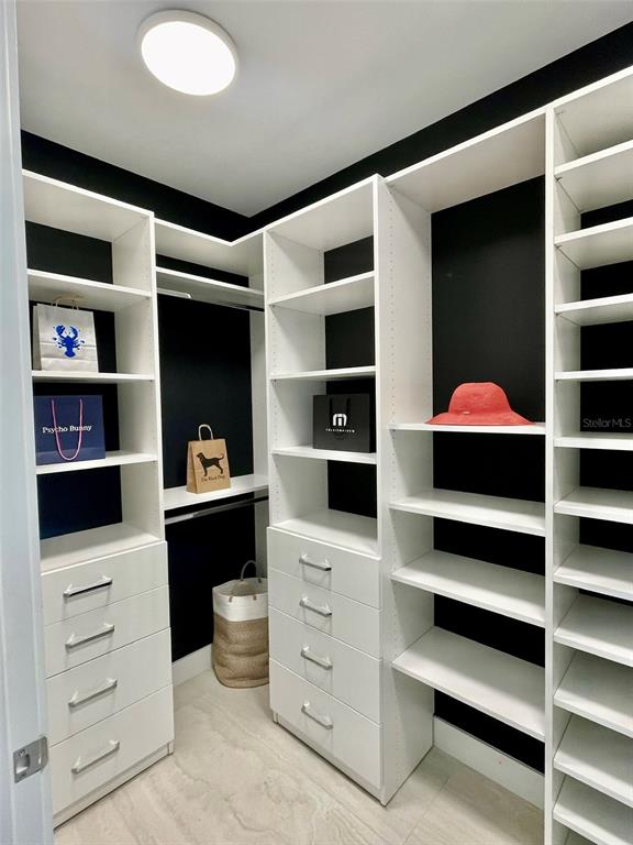 301 Quay Commons, Unit 509 Sarasota, FL 34236 - Photo 12 of 33