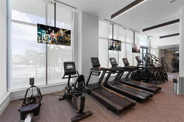 $8,500 | 301 Quay Commons, Unit 509, Sarasota, FL 34236