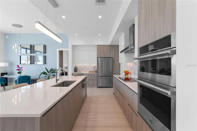 $8,500 | 301 Quay Commons, Unit 509, Sarasota, FL 34236