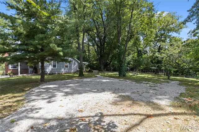 $206,000 | 5207 Clifton Terrace Road, Godfrey, IL 62035