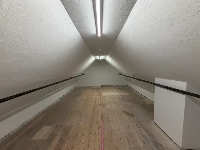 $2,850 | 129 Kenoza Avenue, Unit 2, Haverhill, MA 01830