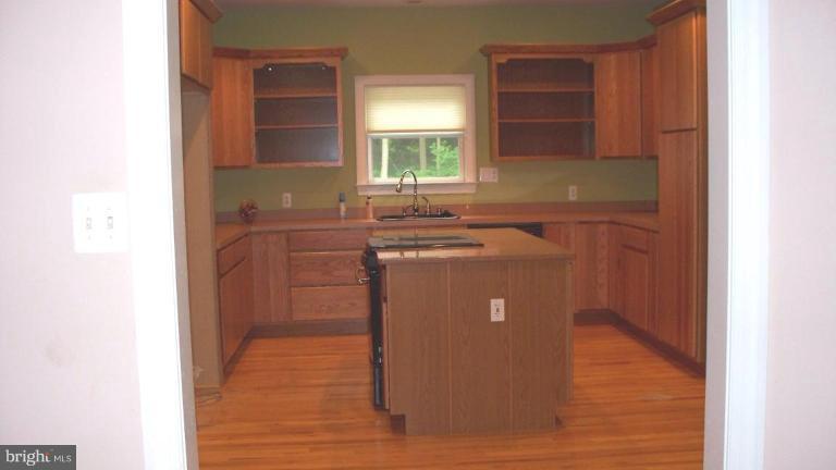 2266 Baldwin Mill Road Fallston, MD 21047 - Photo 7 of 26 Kitchen