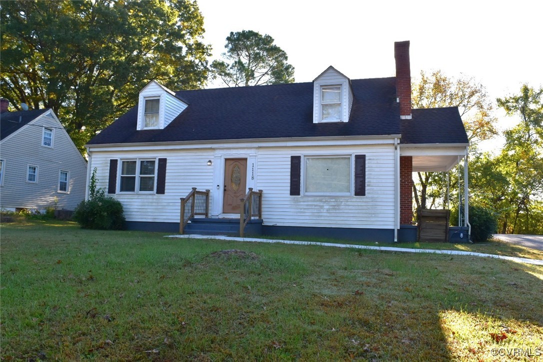 1118 West Osborn Road Farmville, VA 23901 - Photo 1 of 38 New england style home with a front yard