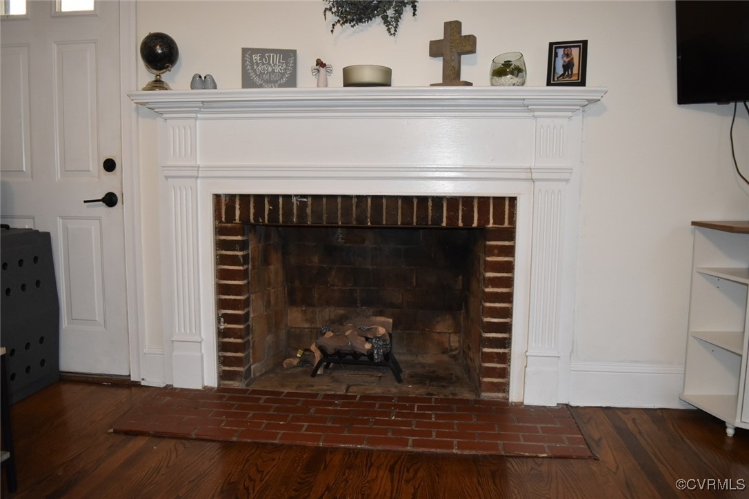 1118 West Osborn Road Farmville, VA 23901 - Photo 6 of 38 Interior details featuring wood-type flooring and