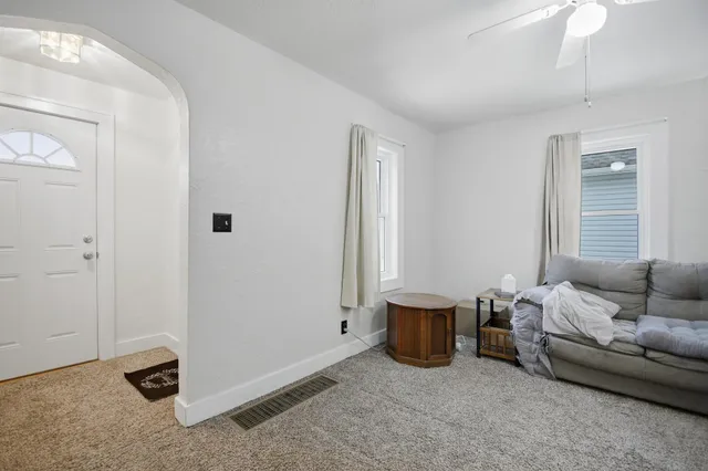 $158,400 | 1403 11th Avenue Northwest, Austin, MN 55912