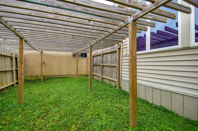 $158,400 | 1403 11th Avenue Northwest, Austin, MN 55912