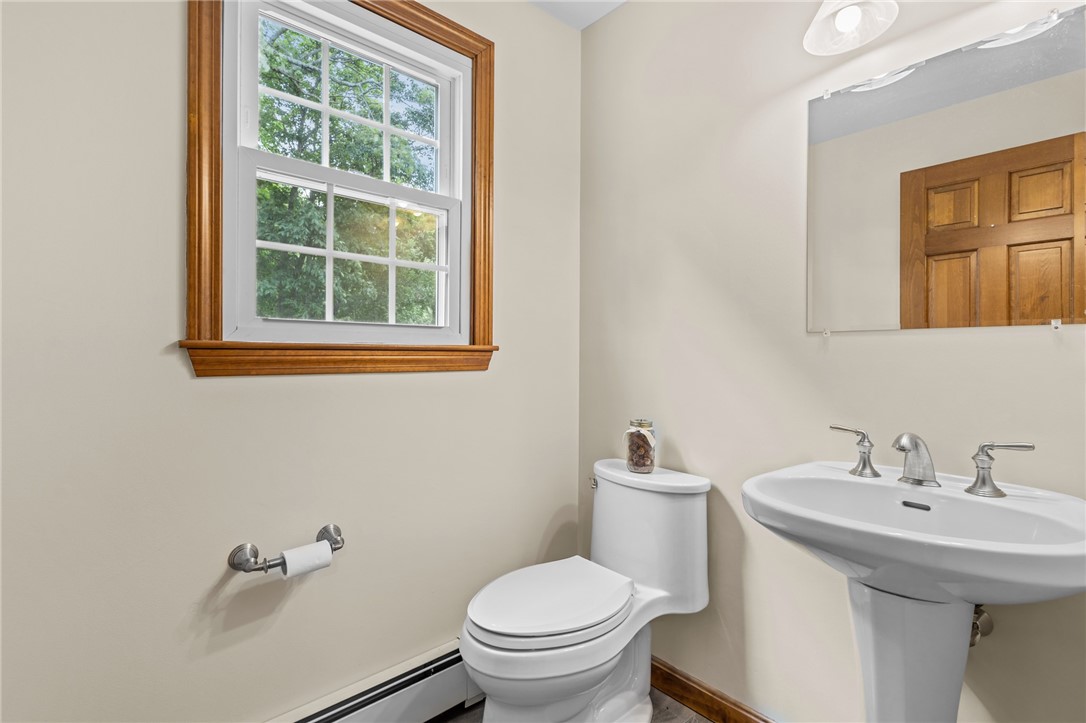 157 Tara Lane Woonsocket, RI 02895 - Photo 23 of 33