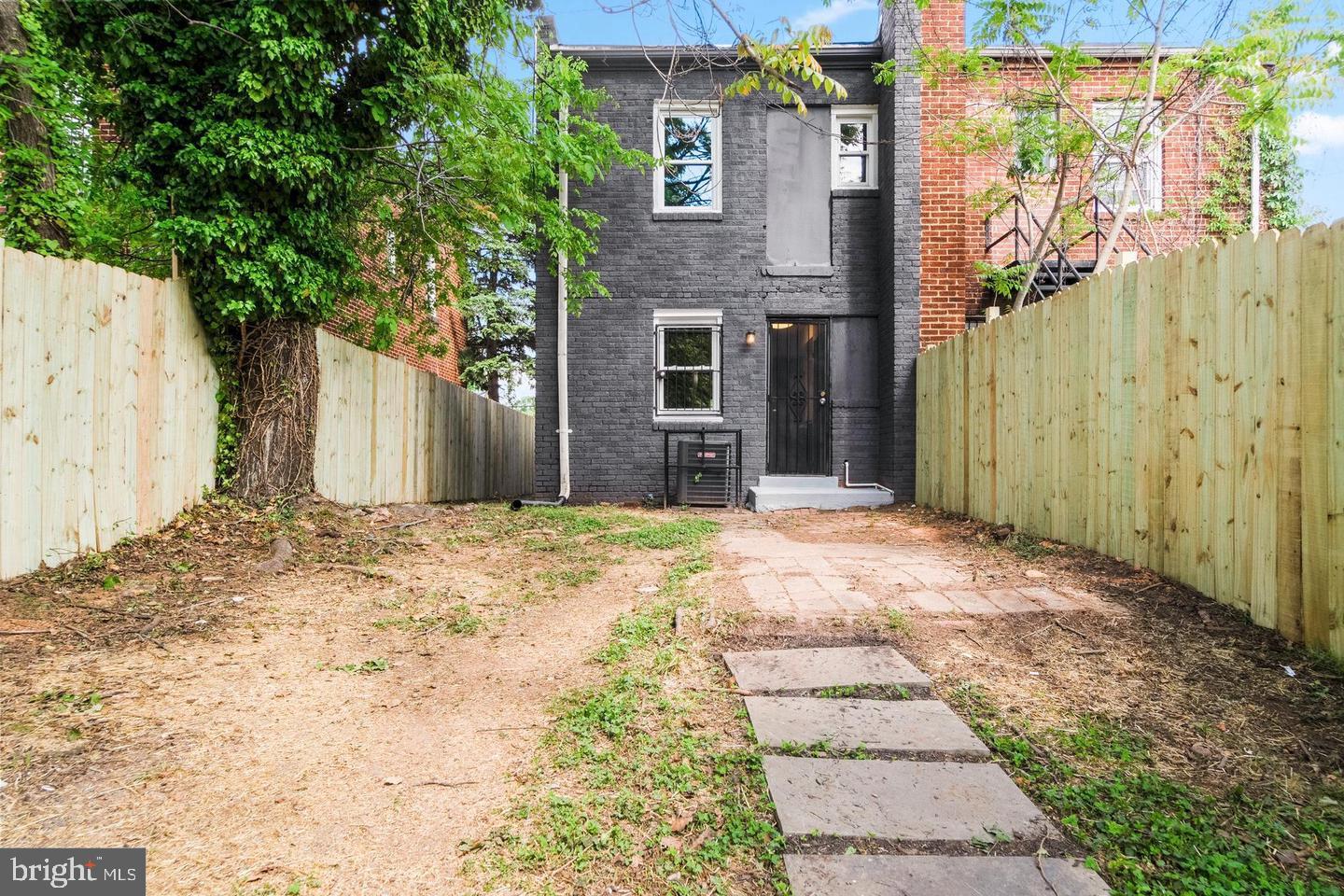 5053 Benning Road Southeast Washington, DC 20019 - Photo 17 of 17 Gallery Image 17