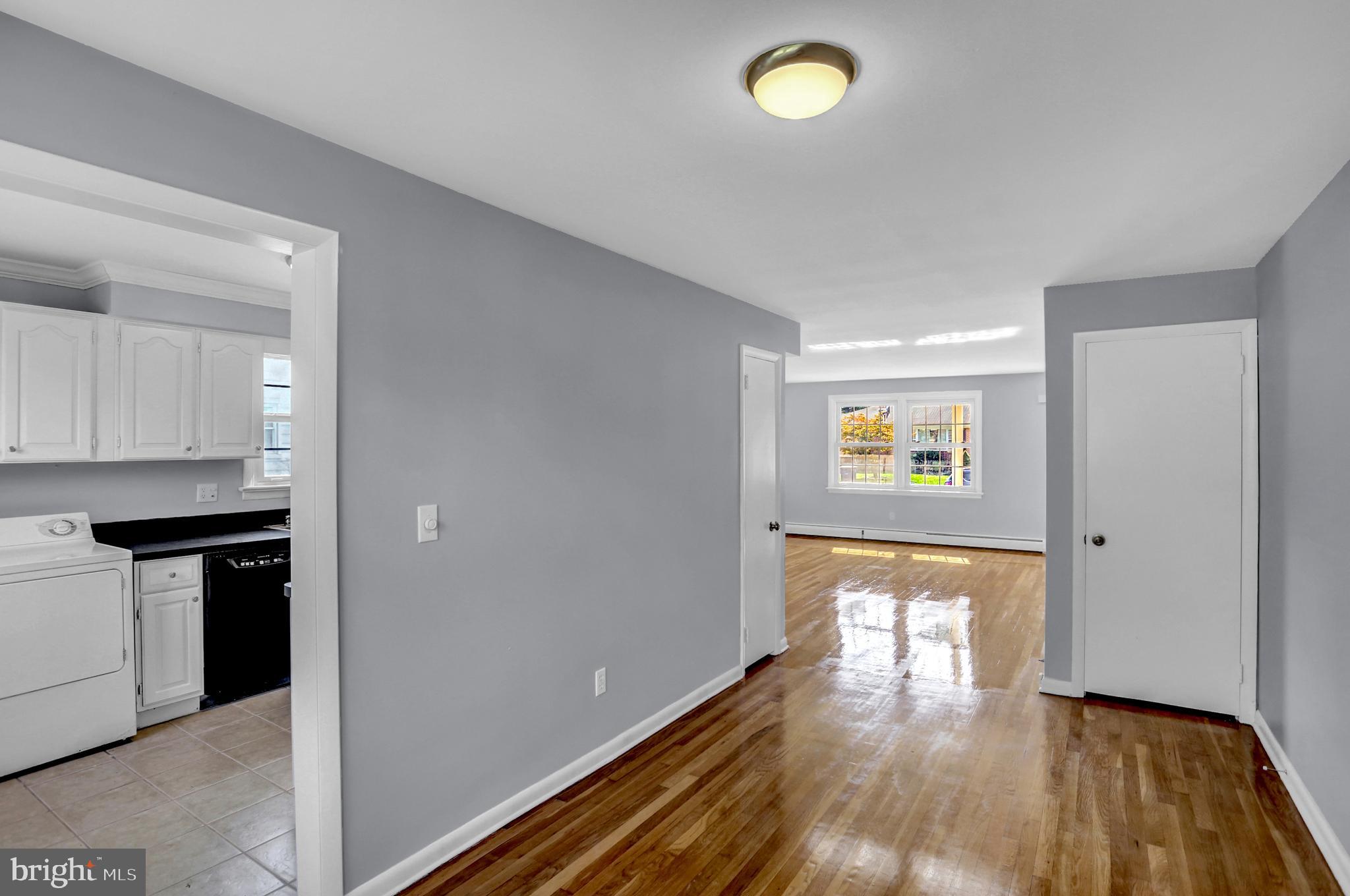 739 Colonial Avenue York, PA 17403 - Photo 11 of 29 Gallery Image 11