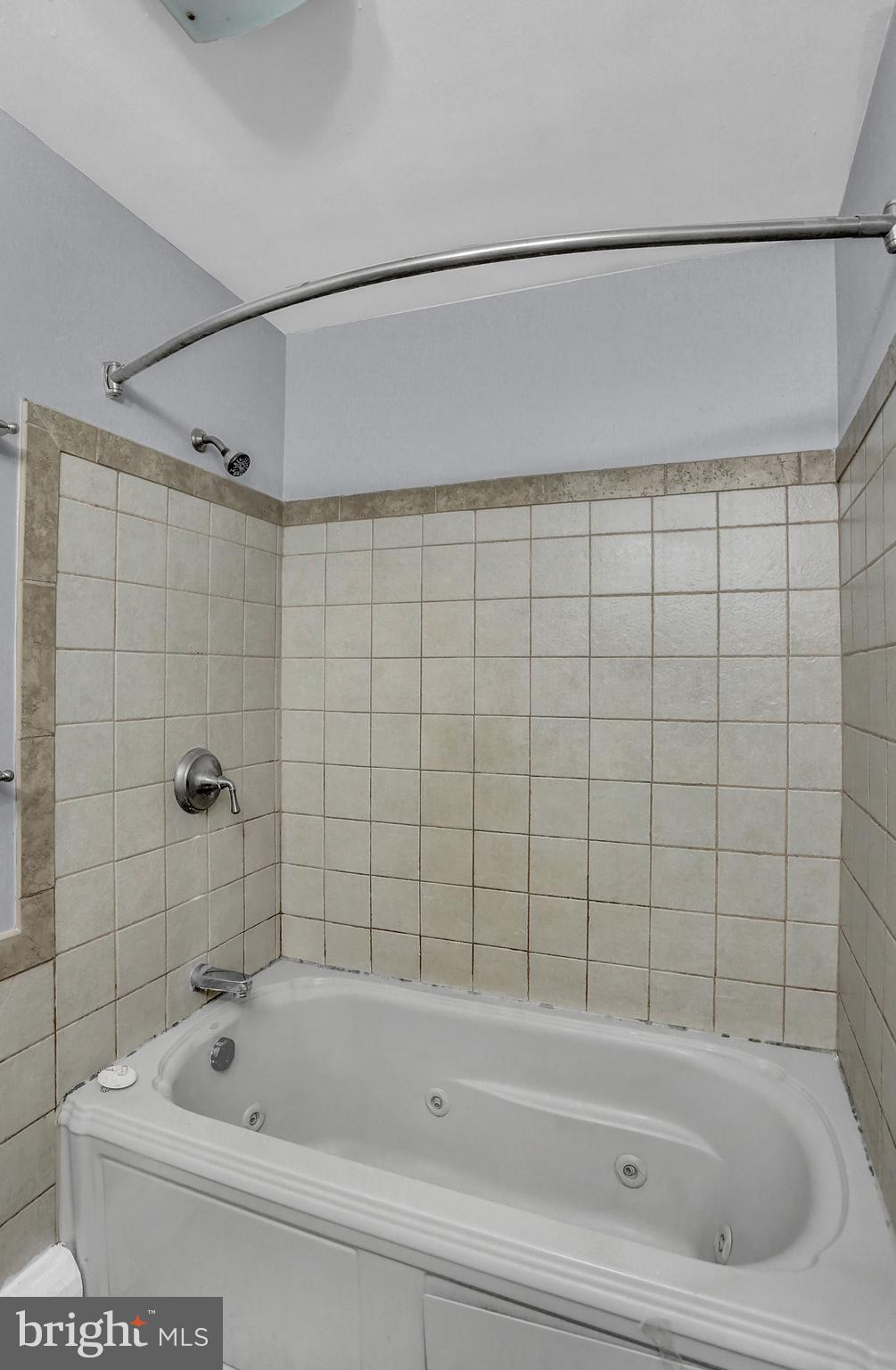 739 Colonial Avenue York, PA 17403 - Photo 19 of 29 Gallery Image 19