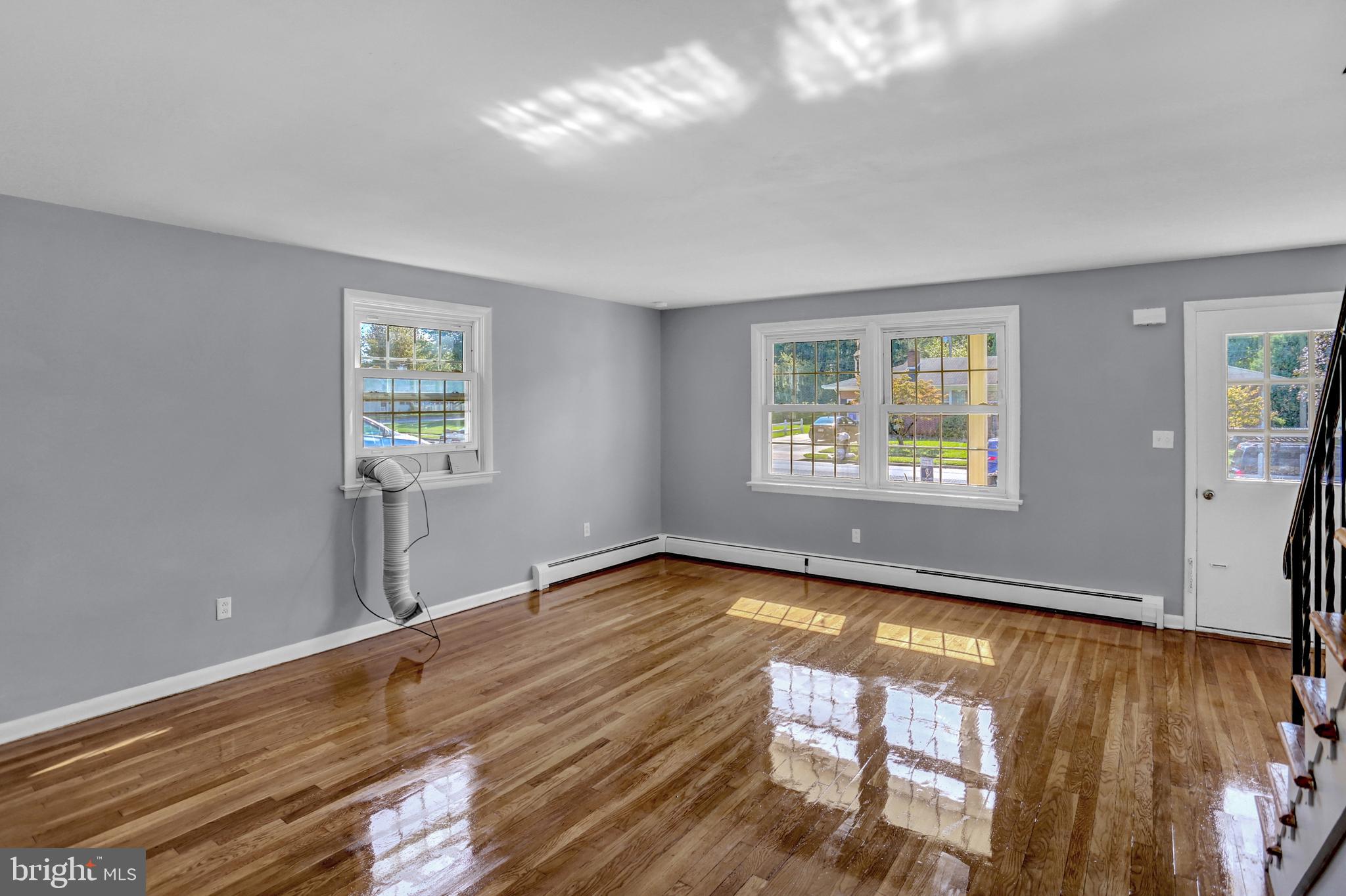 739 Colonial Avenue York, PA 17403 - Photo 6 of 29 Gallery Image 6