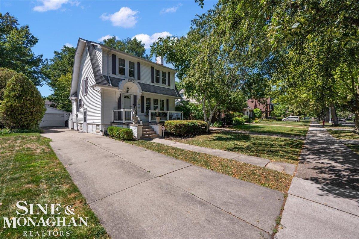 917 Fisher Road Grosse Pointe, MI 48230 - Photo 53 of 61 50186214-313d602b-f9fe-4dbb-9a5f-2e85697bdcd7.JPG
