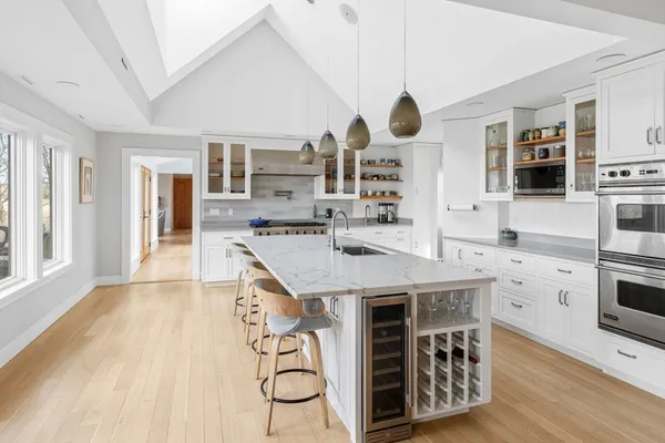 $3,900,000 | 80 R Eastern Avenue, Essex, MA 01929