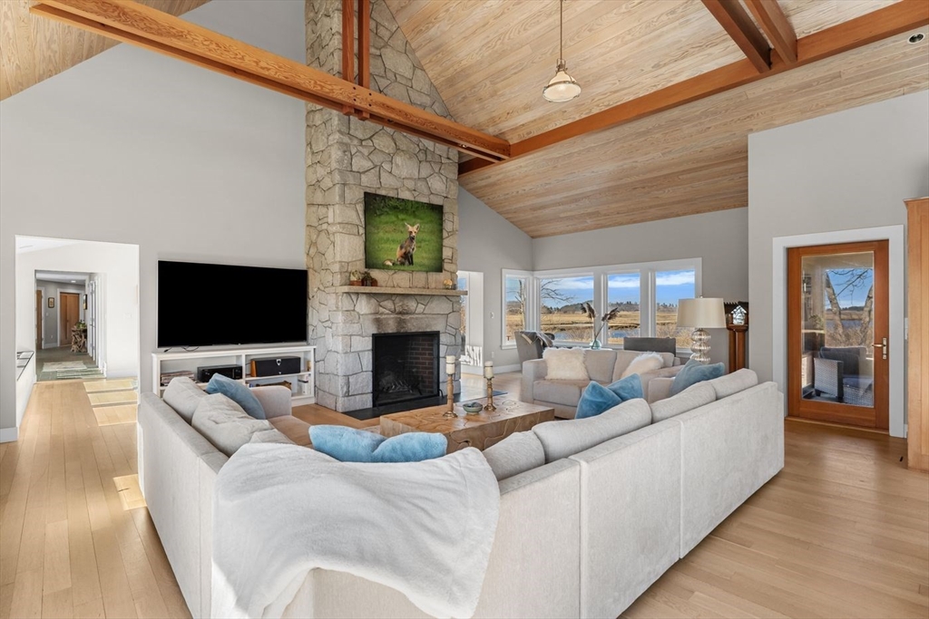 80 R Eastern Avenue Essex, MA 01929 - Photo 15 of 29