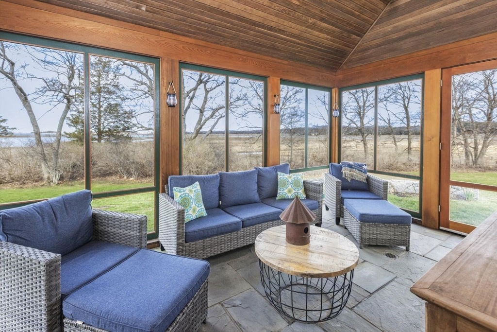 80 R Eastern Avenue Essex, MA 01929 - Photo 16 of 29