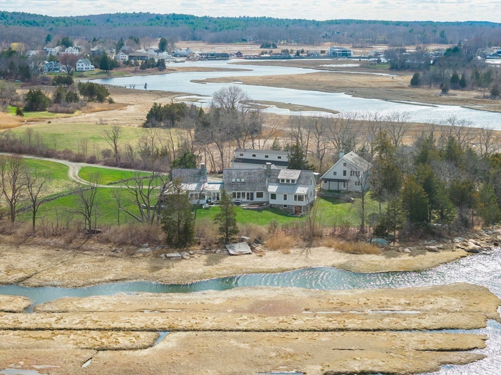 80 R Eastern Avenue Essex, MA 01929 - Photo 4 of 29