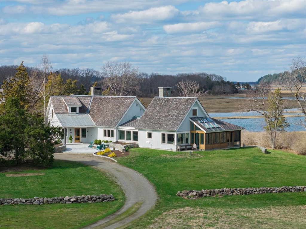 80 R Eastern Avenue Essex, MA 01929 - Photo 6 of 29