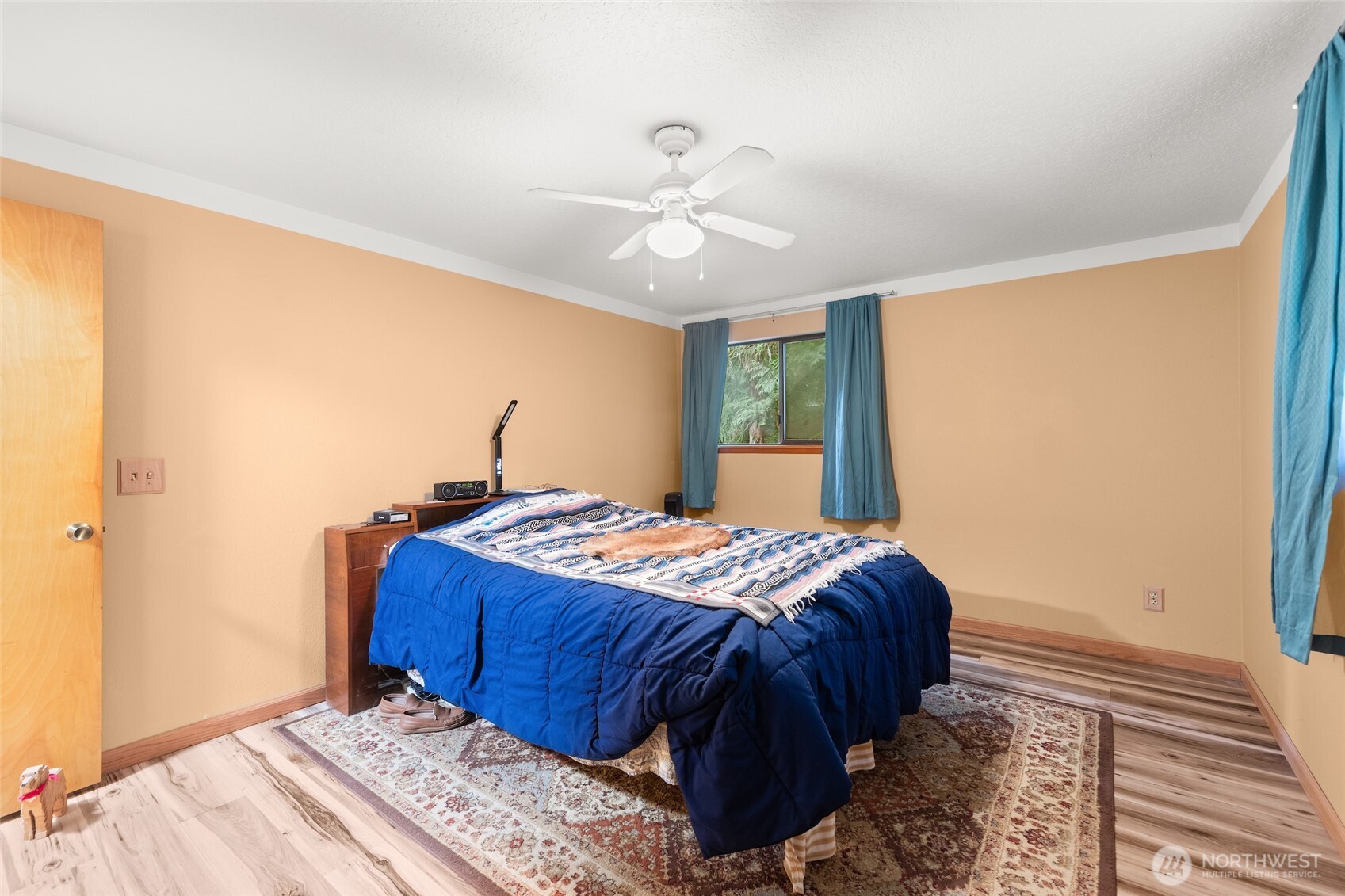 4617 200th Street Southeast Bothell, WA 98012 - Photo 26 of 39 a bedroom with bed and window