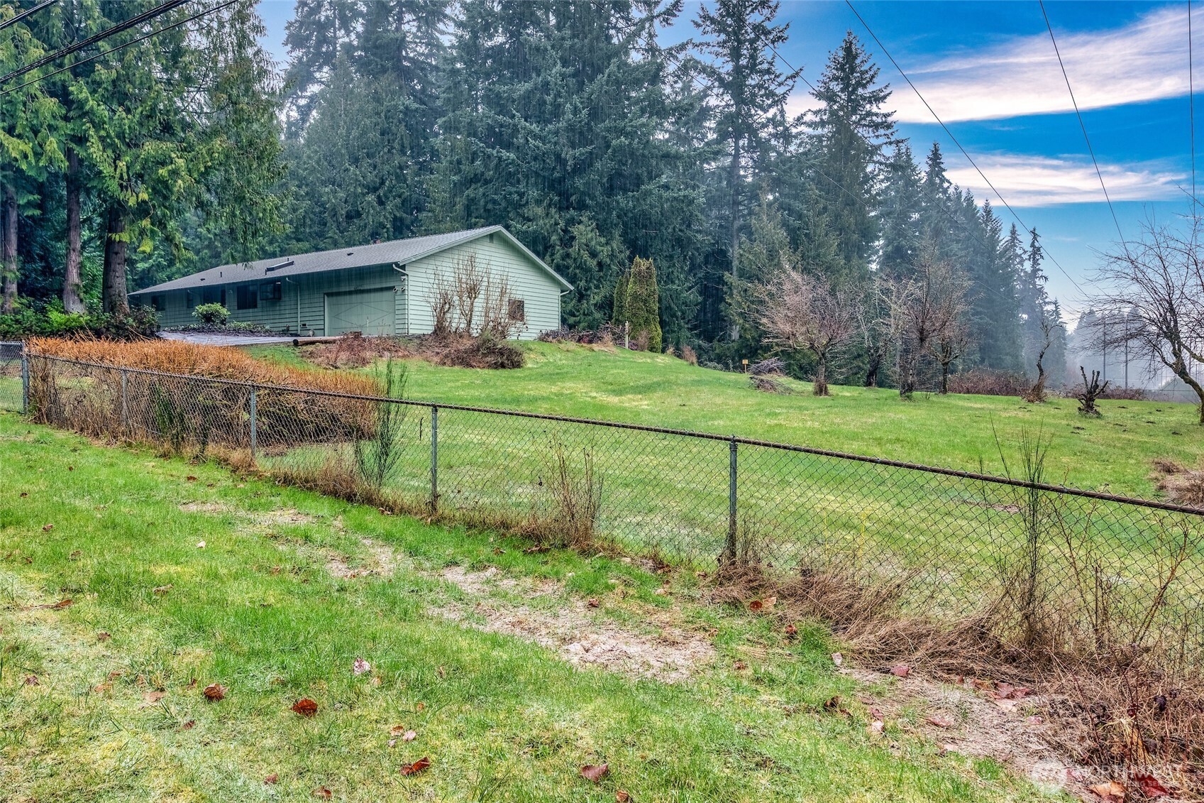 4617 200th Street Southeast Bothell, WA 98012 - Photo 39 of 39 a backyard of a house
