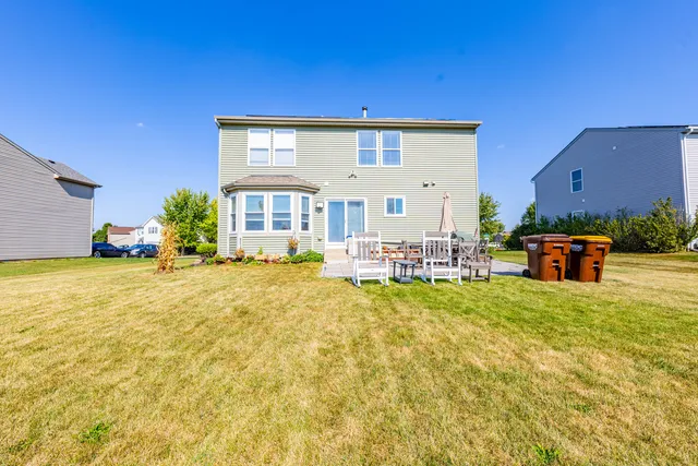 $319,900 | 2803 Huntington Drive, Belvidere, IL 61008