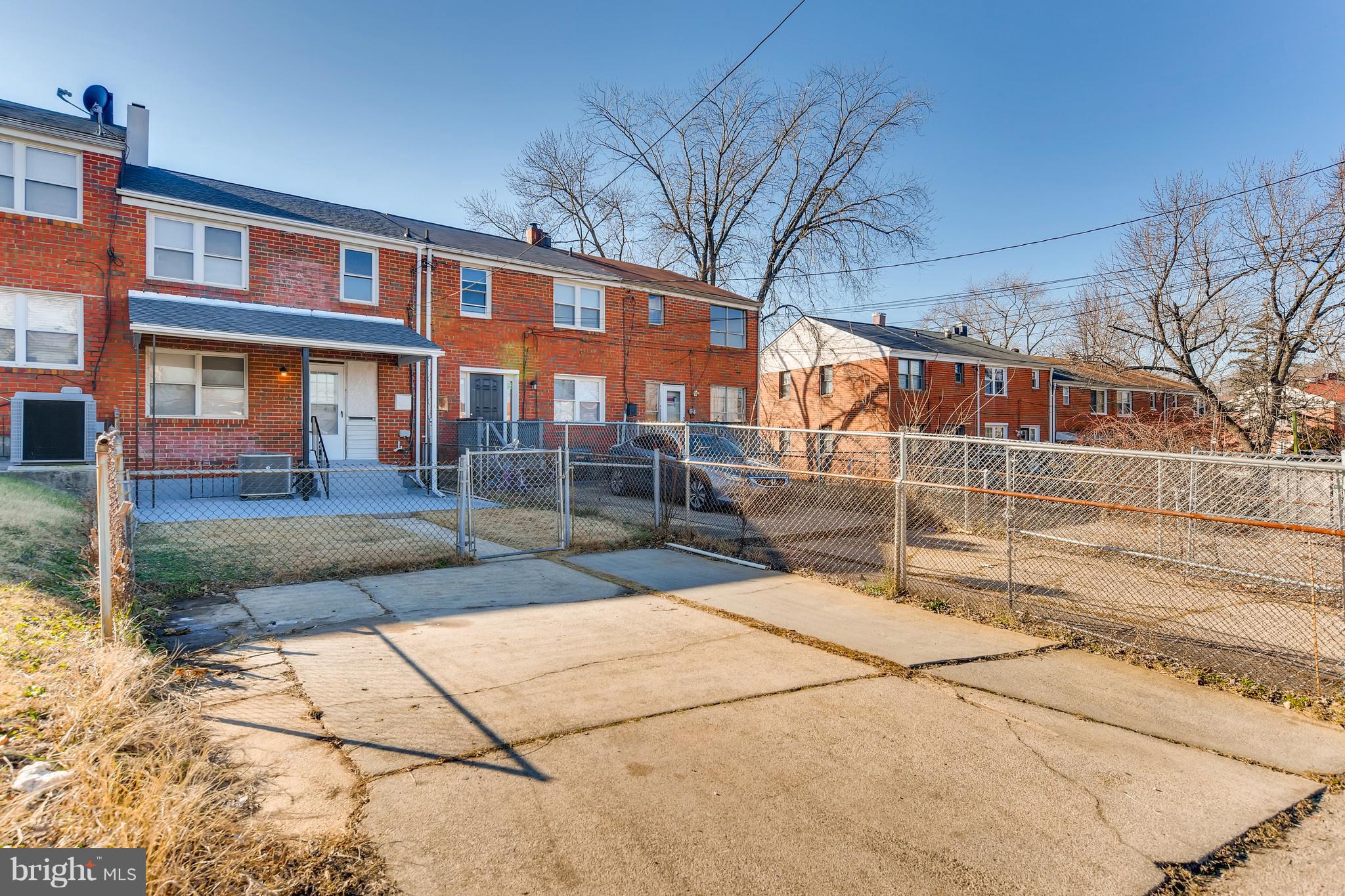 5505 Silverbell Road Baltimore, MD 21206 - Photo 20 of 21 Private parking pad in the rear