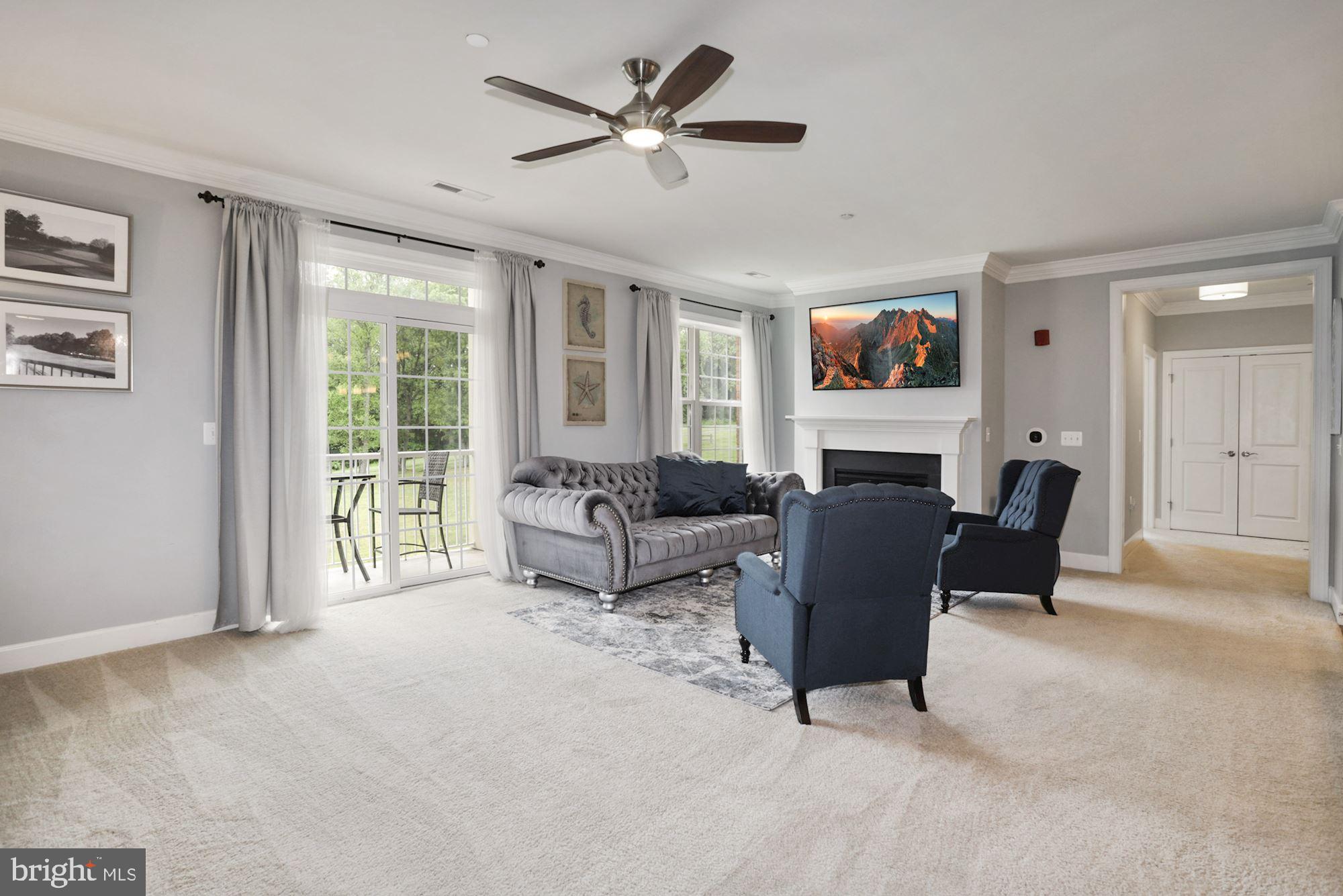 10530 Resort Road, Unit 207 Ellicott City, MD 21042 - Photo 21 of 46 Living Room